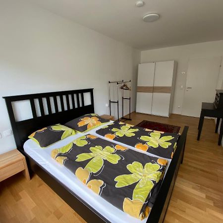 Apartment 9 Stops Away From City-Centre Вена Экстерьер фото